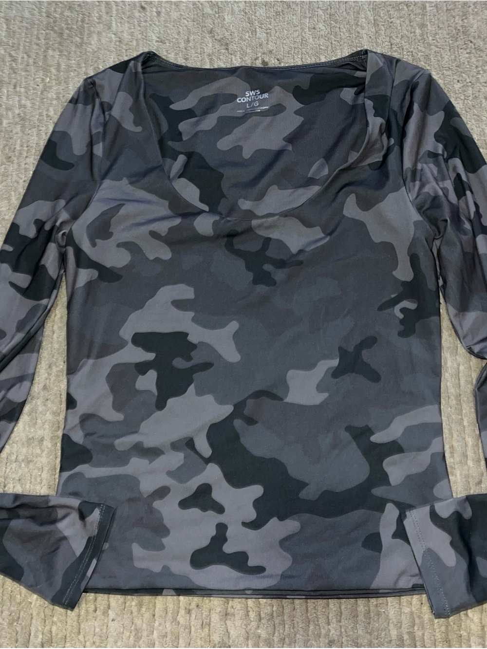 Women's Long Sleeve Camouflage Tee - Gray/Black